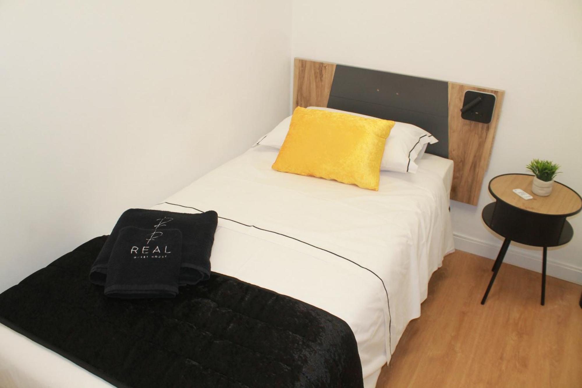 Real Guest House Costa da Caparica Extérieur photo