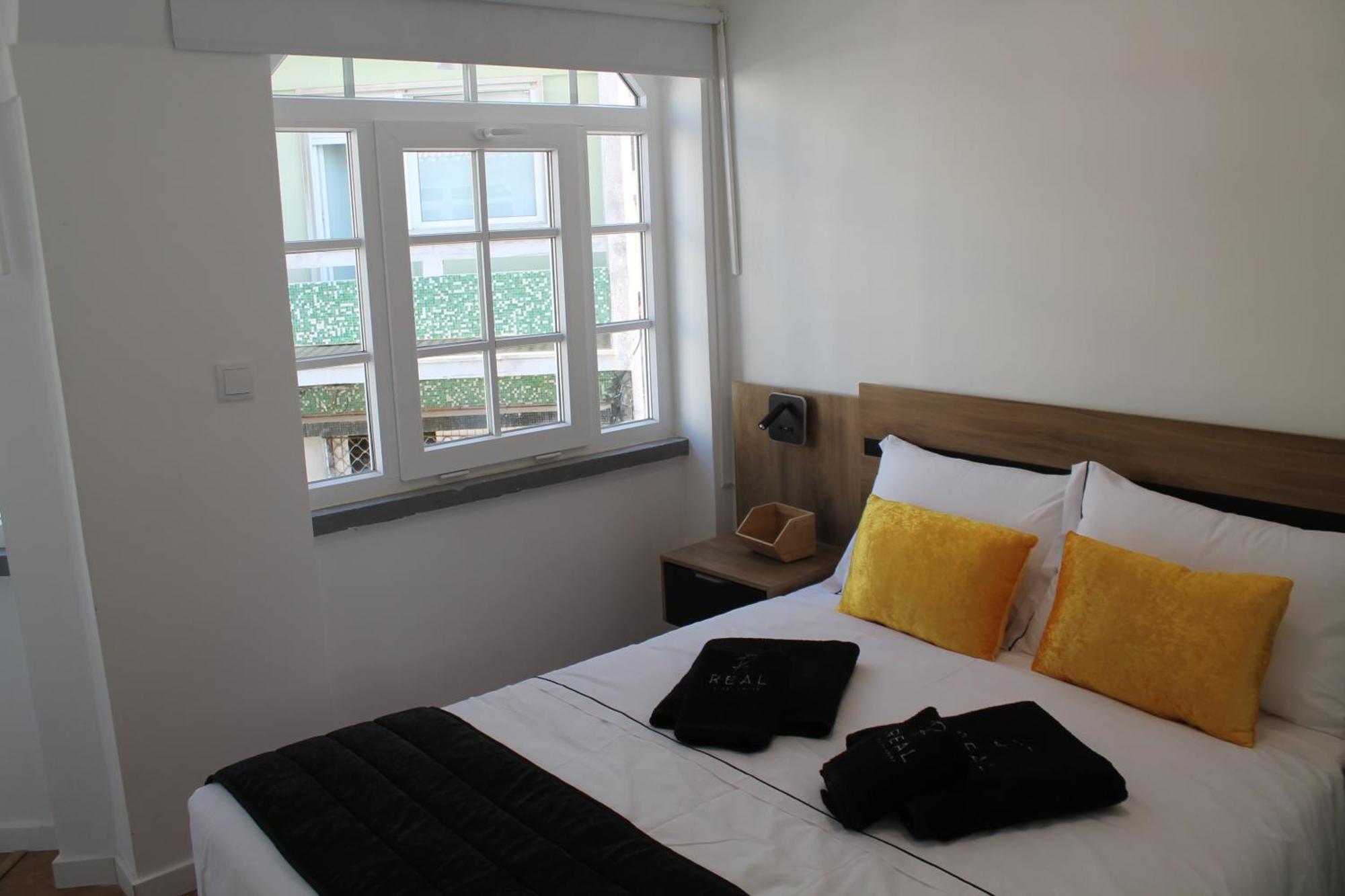 Real Guest House Costa da Caparica Extérieur photo